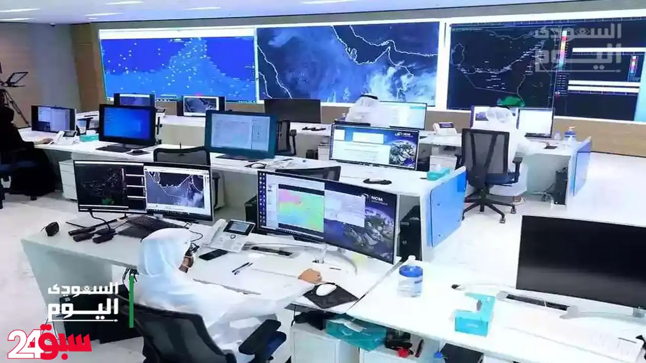 الطقس في السعودية: تحذيرات من أمطار رعدية وسيول ورياح نشطة تضرب المملكة